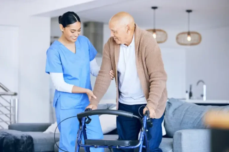 10 Reasons Home Nursing Care in Lahore Is a Safer, Smarter Choice